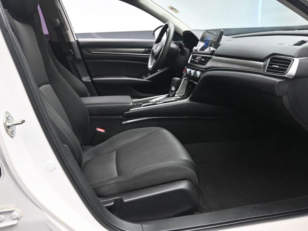 Used 2020 Honda Accord LX image 25