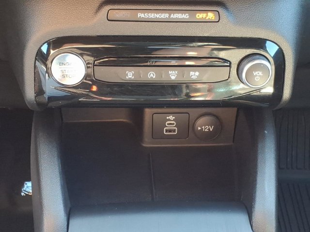 Used 2024 Ford Escape ST-Line w/ Tech Pack #1 AWD/4WD image 23