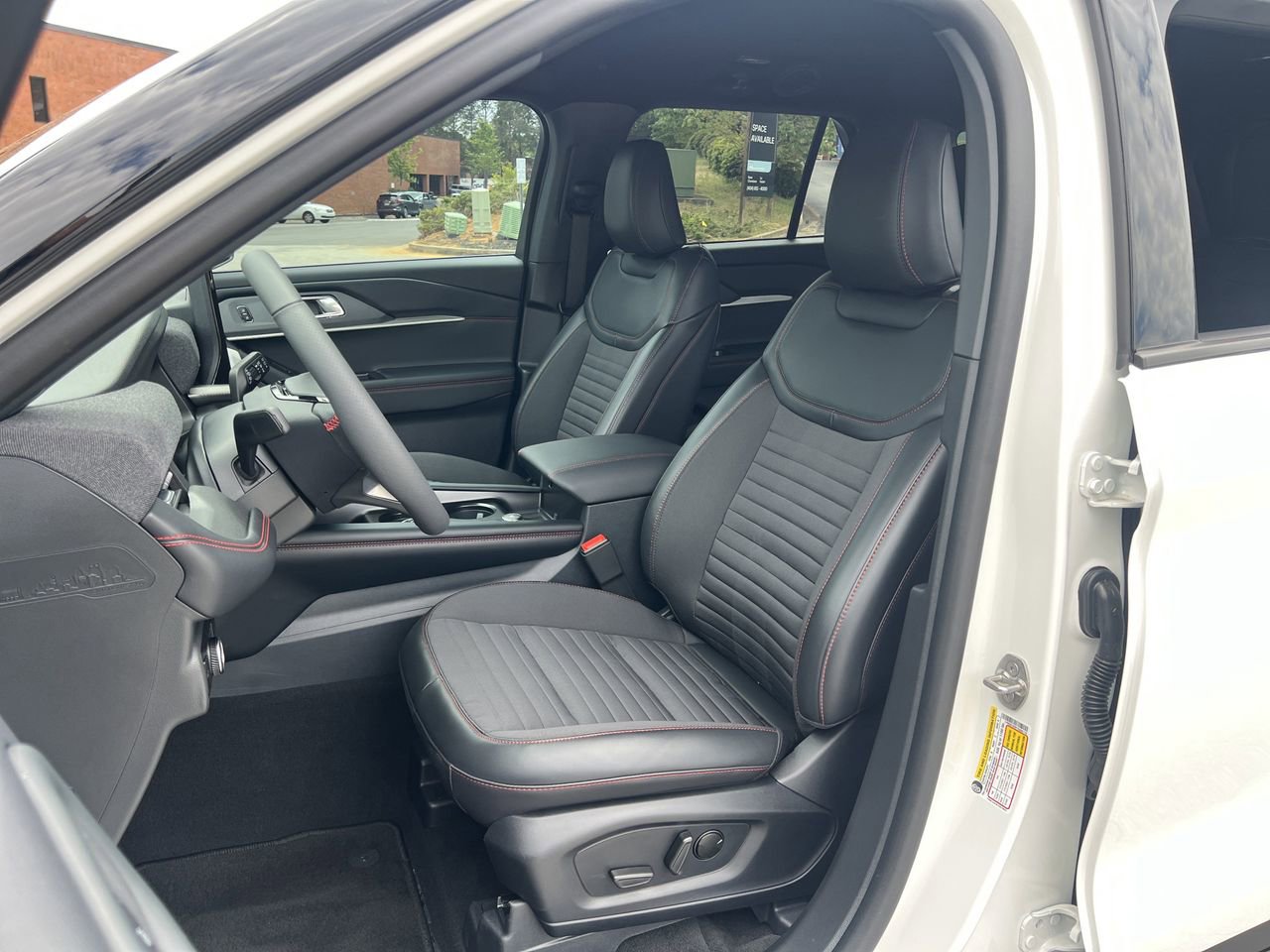 New 2026 Ford Explorer ST-Line w/ ST-Line Street Pack RWD image 16
