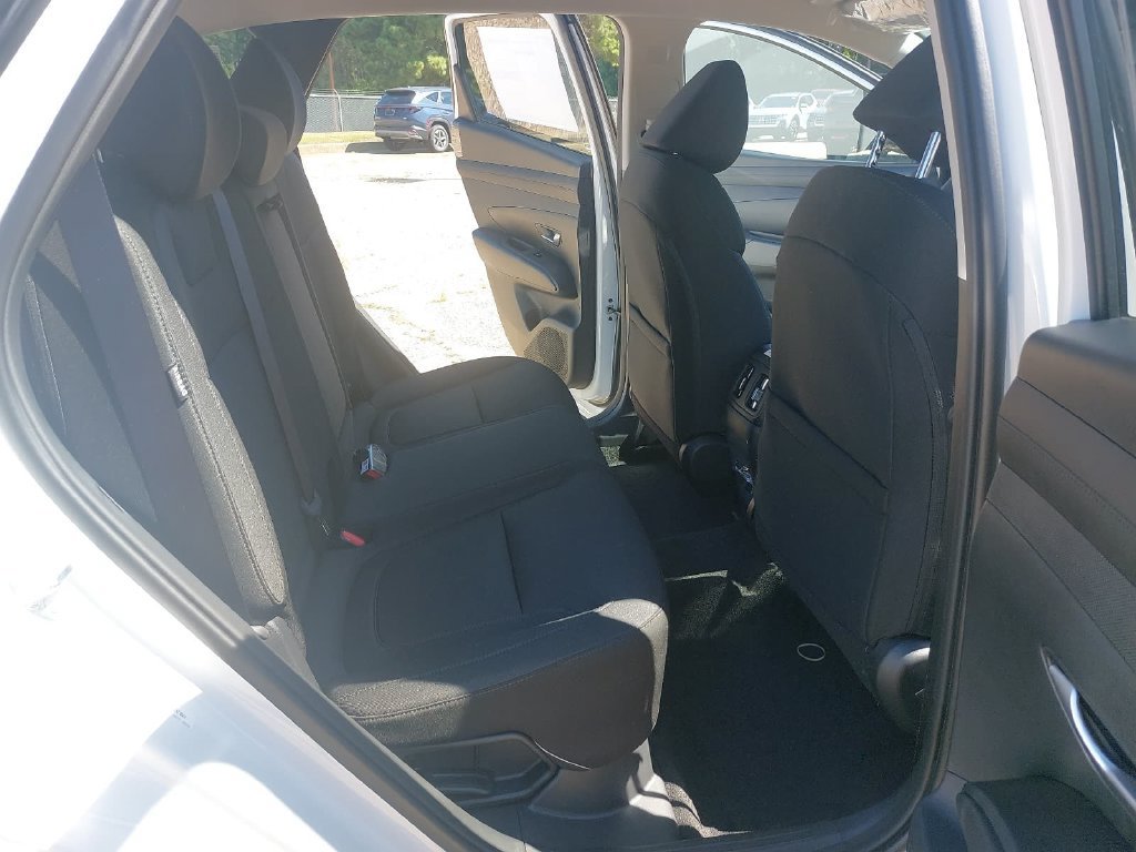 New 2026 Hyundai Tucson SEL w/ Tow & Go Package FWD image 11