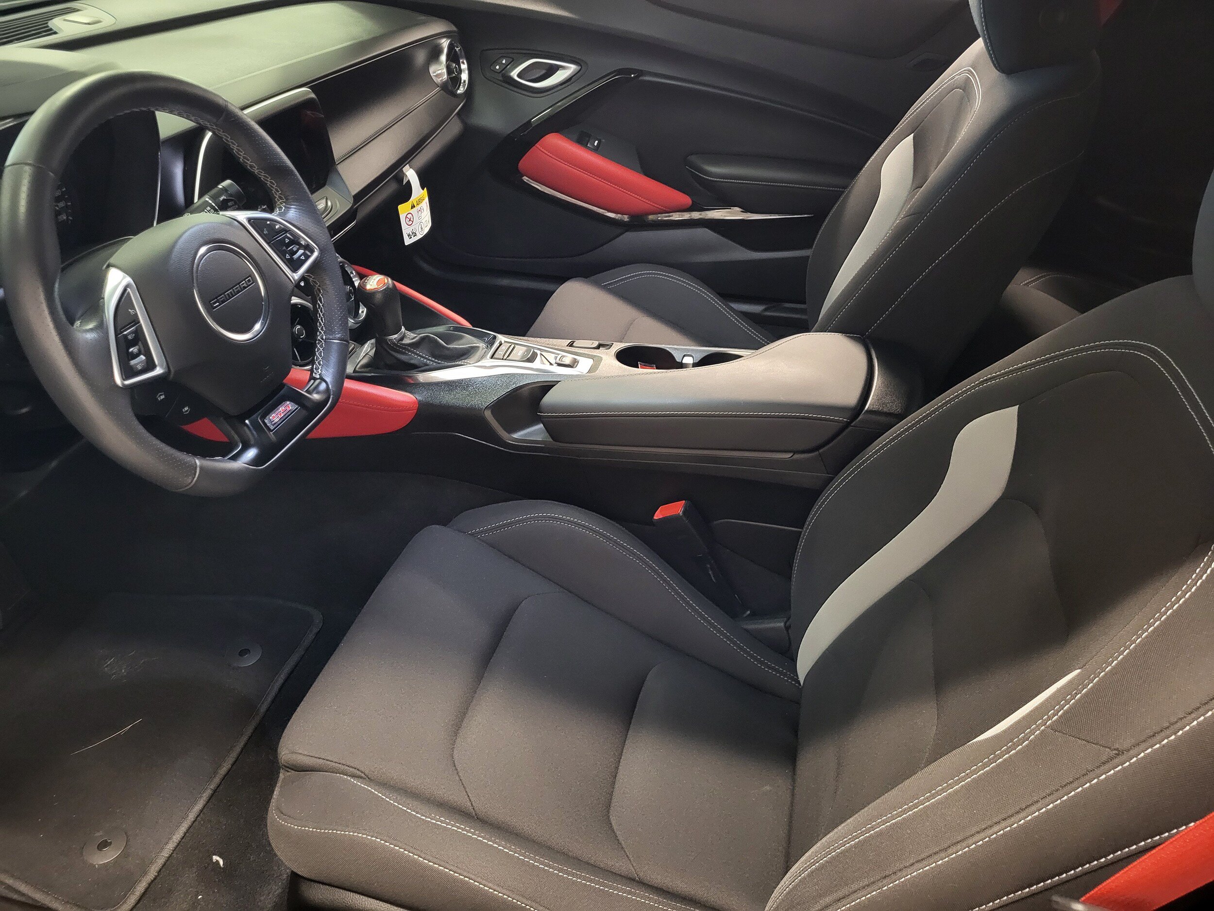 Used 2022 Chevrolet Camaro SS w/ Redline Edition RWD image 9