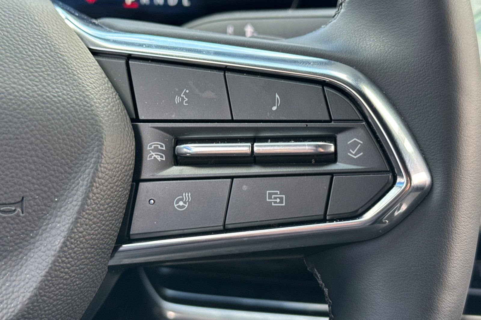 Used 2026 Chevrolet Equinox LT w/ Safety and Technology Package image 37