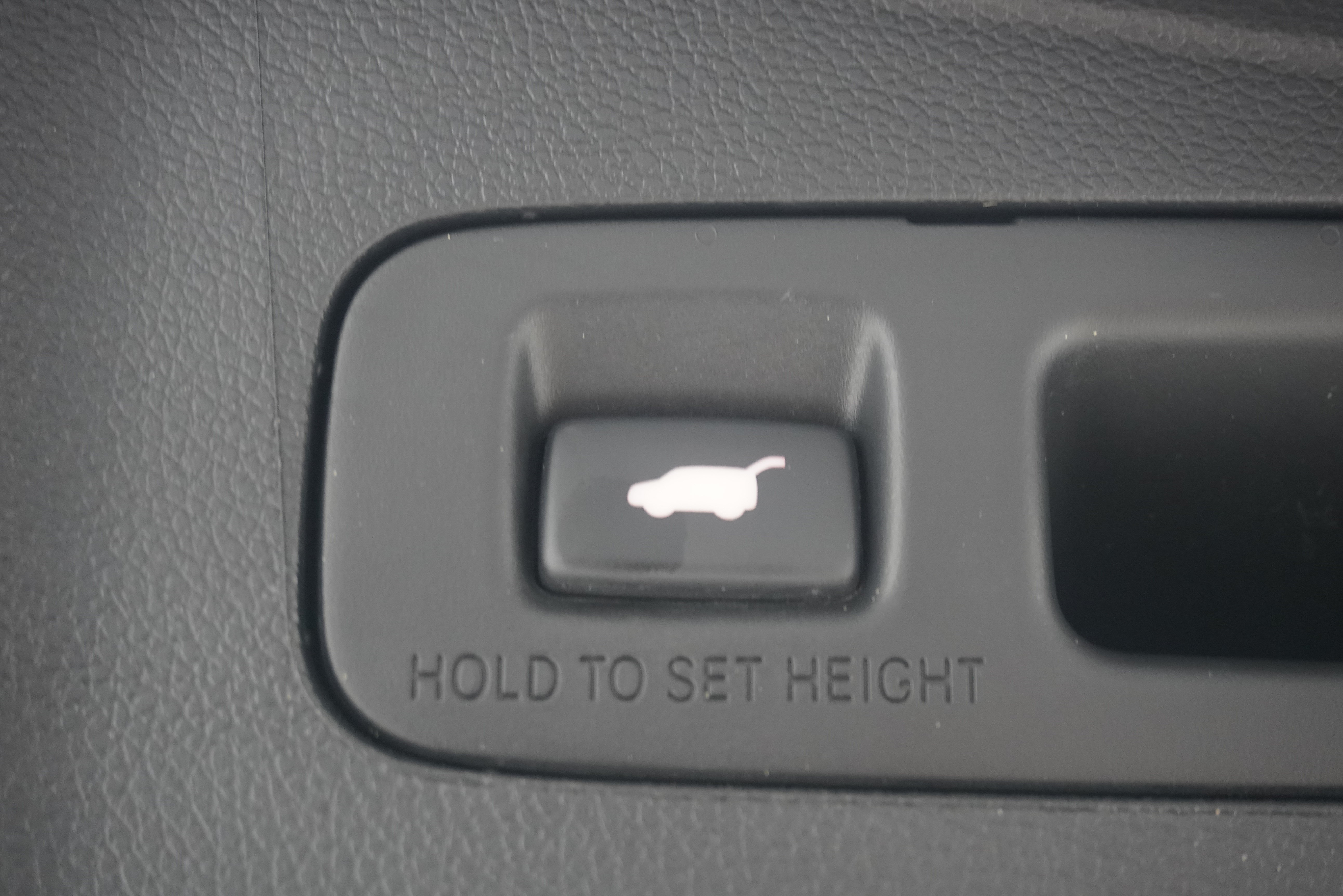 Used 2018 Honda CR-V Touring image 28