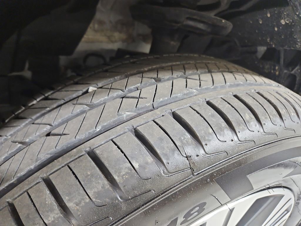 Certified 2021 Nissan Rogue SV image 28