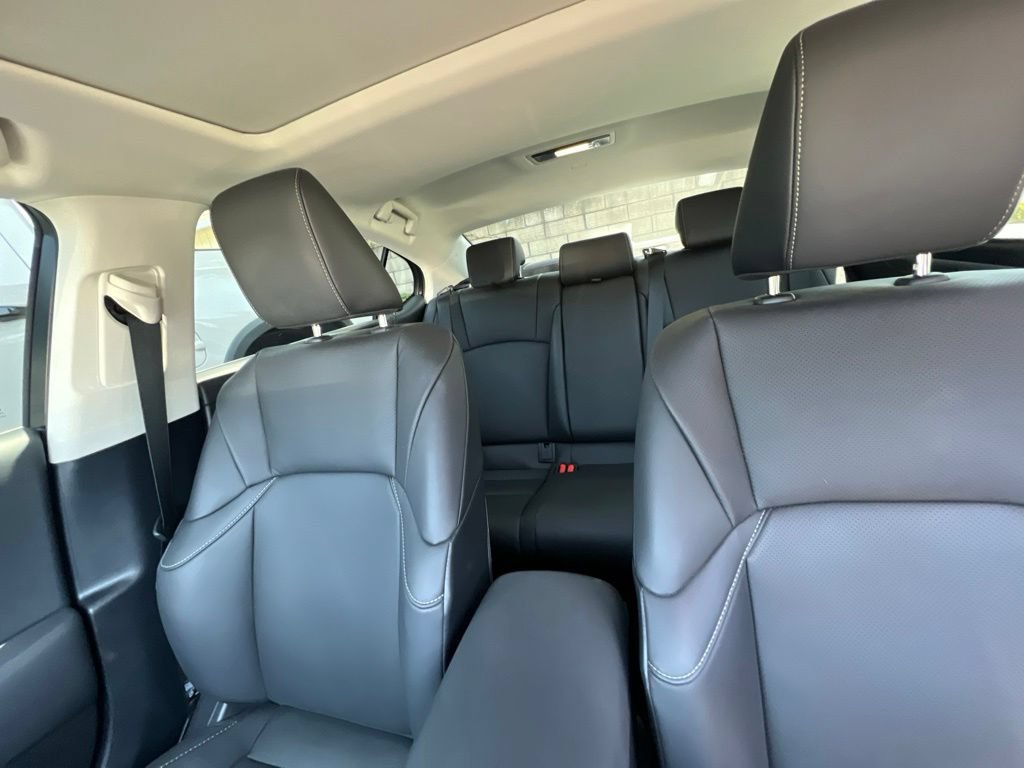 Used 2024 Lexus ES 350 w/ Premium Package FWD image 11