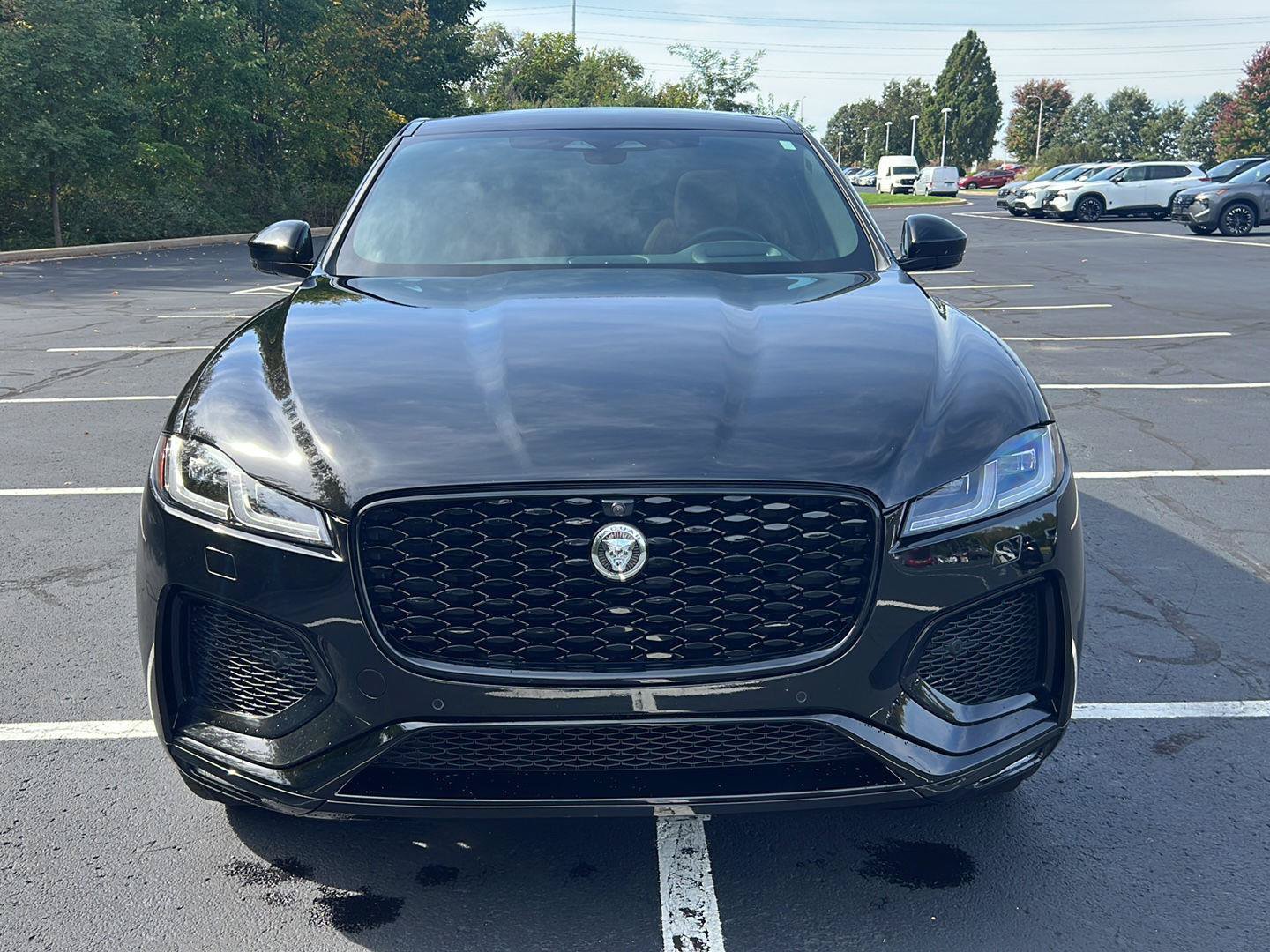Certified 2026 Jaguar F-PACE R-Dynamic S AWD/4WD image 8