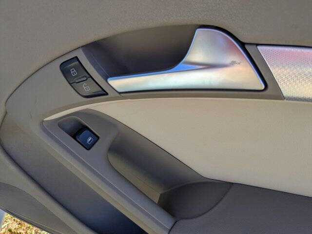 Used 2012 Audi A5 2.0T Premium Plus image 31