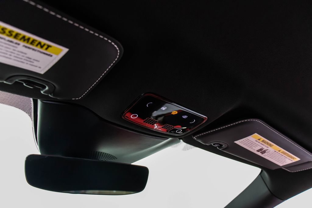 Certified 2022 Ferrari Roma image 38