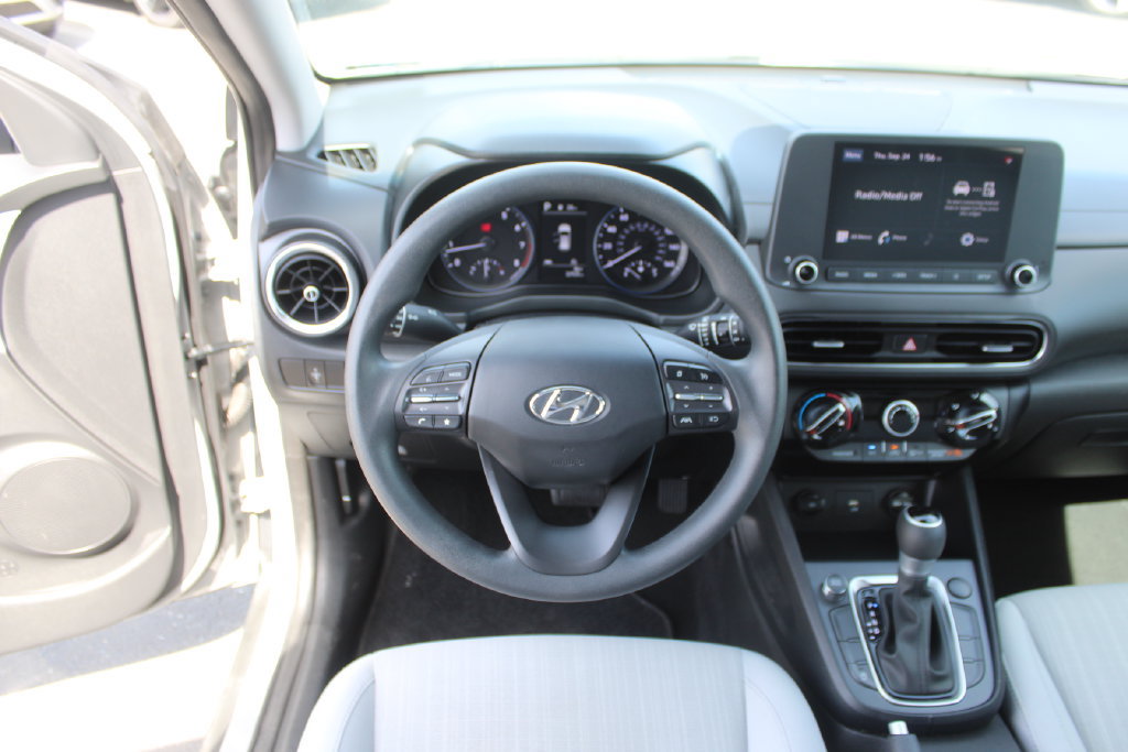 Used 2023 Hyundai Kona SEL FWD image 17