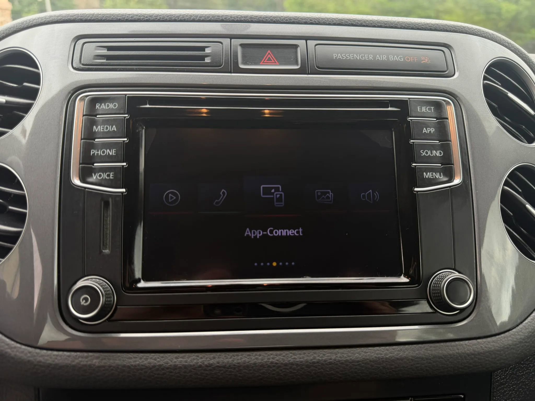 Used 2017 Volkswagen Tiguan S FWD image 21