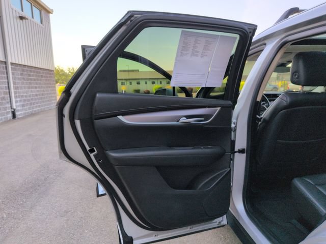 Used 2018 Cadillac XT5 Premium Luxury FWD image 25