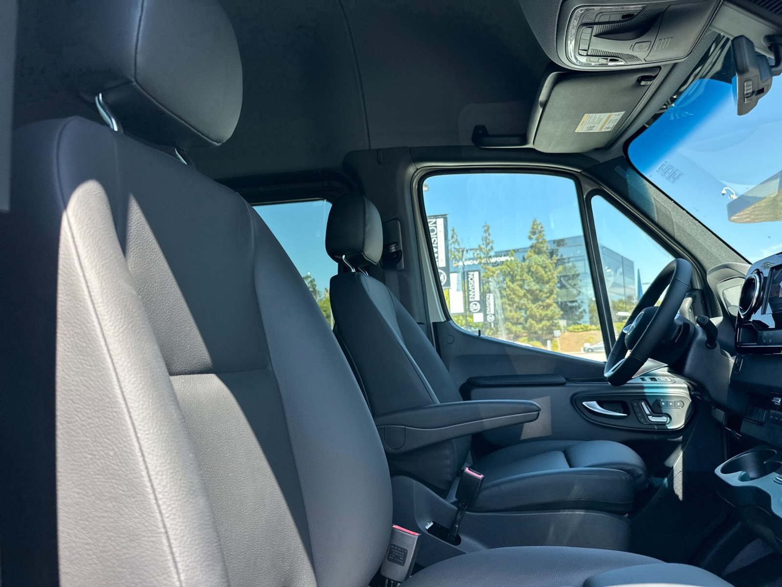 New 2026 Mercedes-Benz Sprinter 2500 image 17