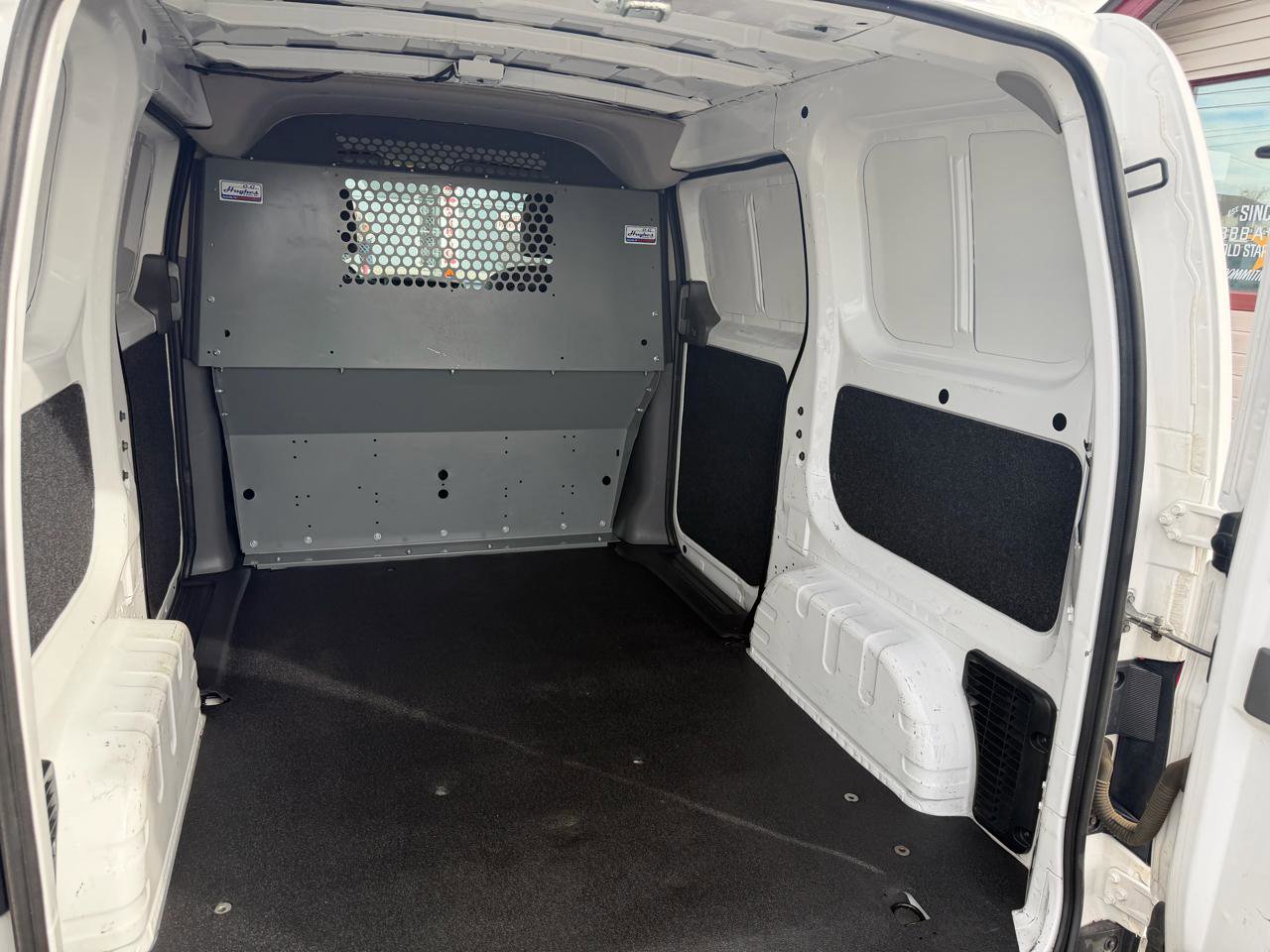 Used 2017 Chevrolet City Express LS image 27