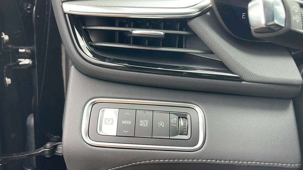 New 2026 Buick Enclave Sport Touring w/ Power Package FWD image 23