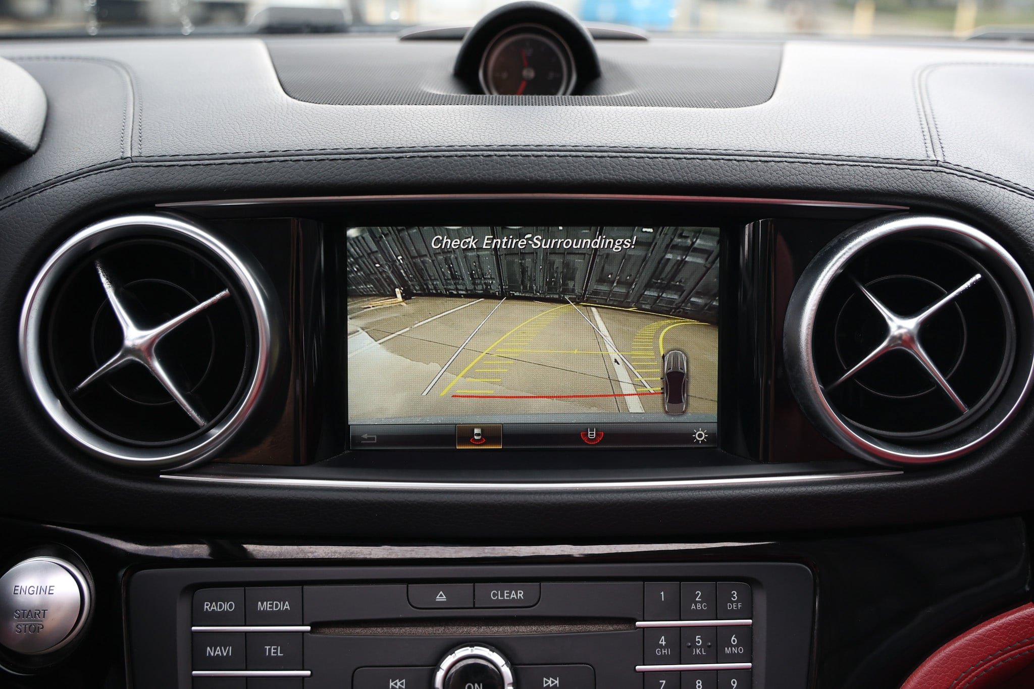 Used 2017 Mercedes-Benz SL 550 image 37