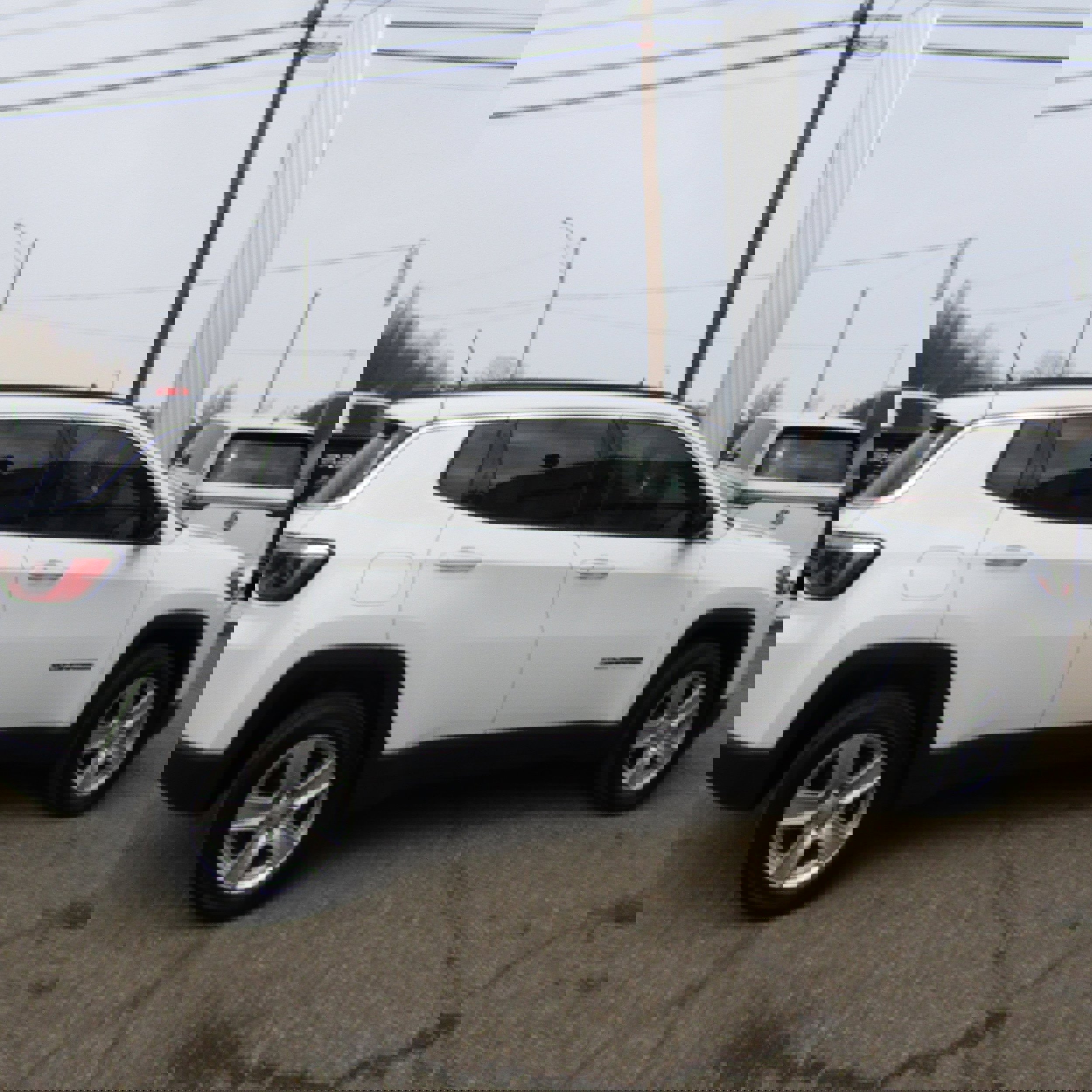 Used 2022 Jeep Compass Latitude w/ Sun and Sound Group image 6