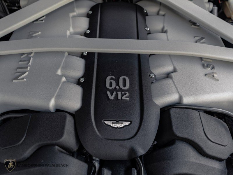 Used 2016 Aston Martin DB9 GT image 31