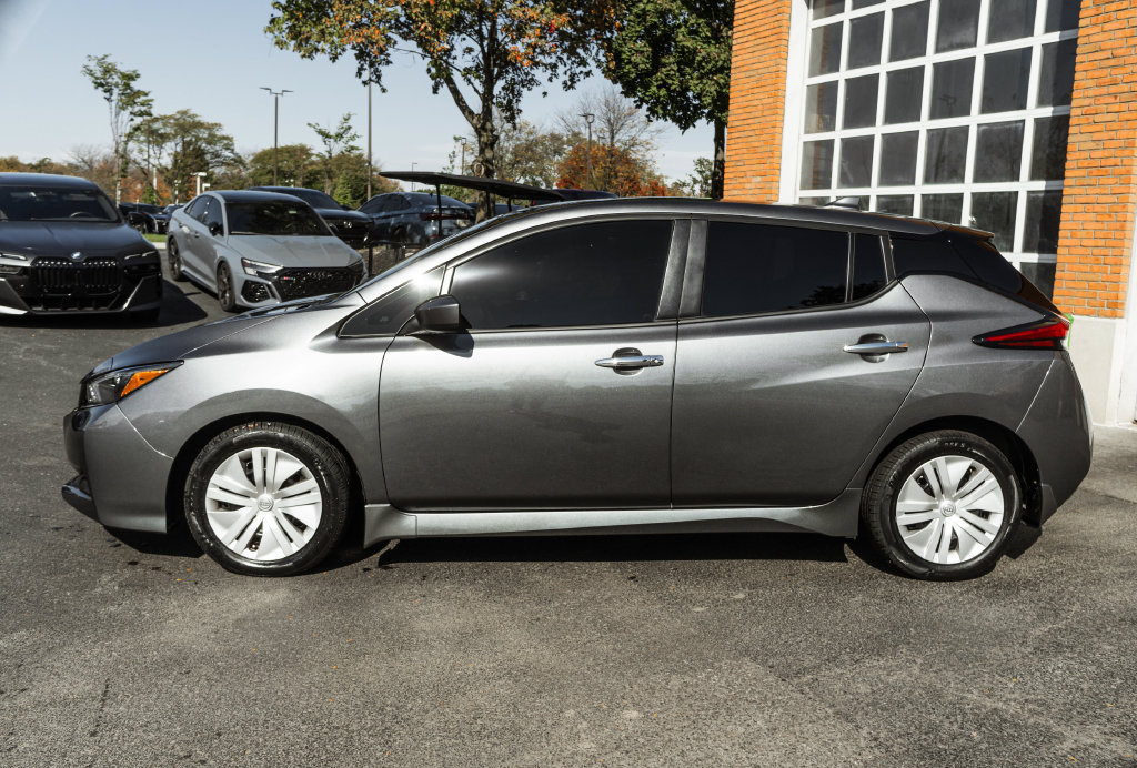 Used 2025 Nissan Leaf S FWD image 35