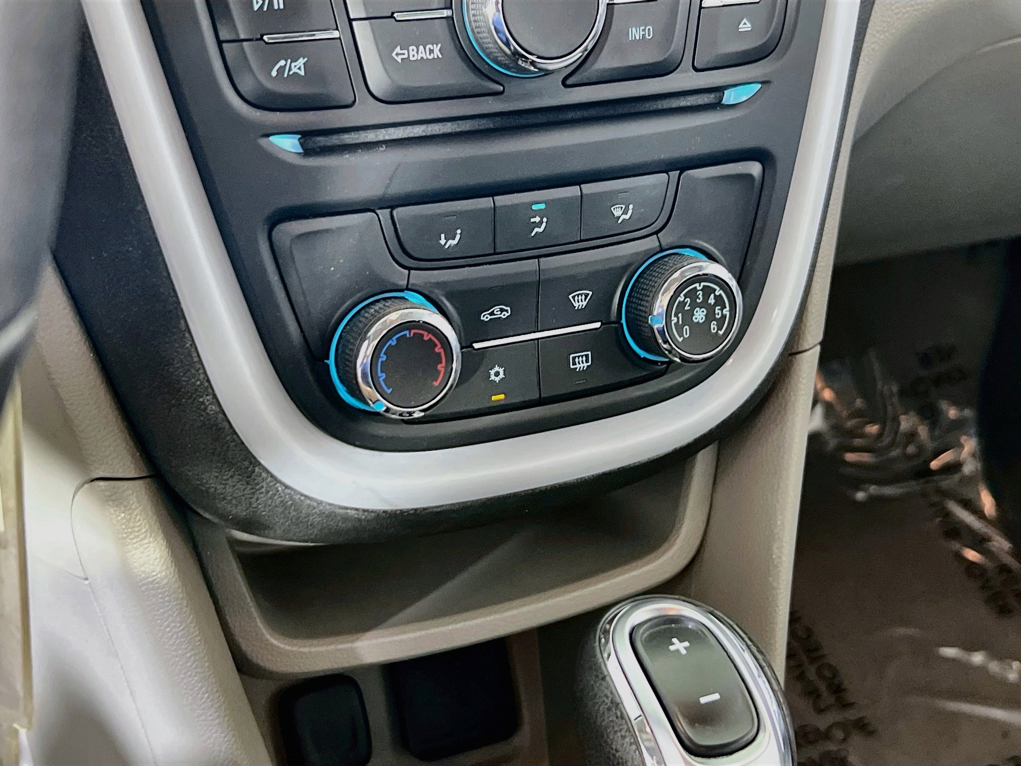 Used 2016 Buick Encore FWD image 15