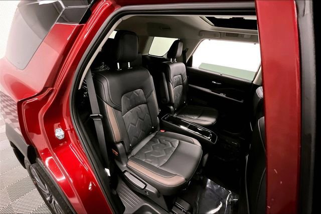 New 2026 Nissan Pathfinder Platinum AWD/4WD image 36