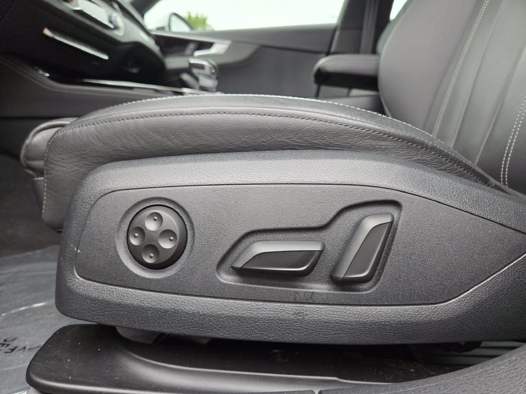 Used 2023 Audi A4 2.0T Prestige AWD/4WD image 16