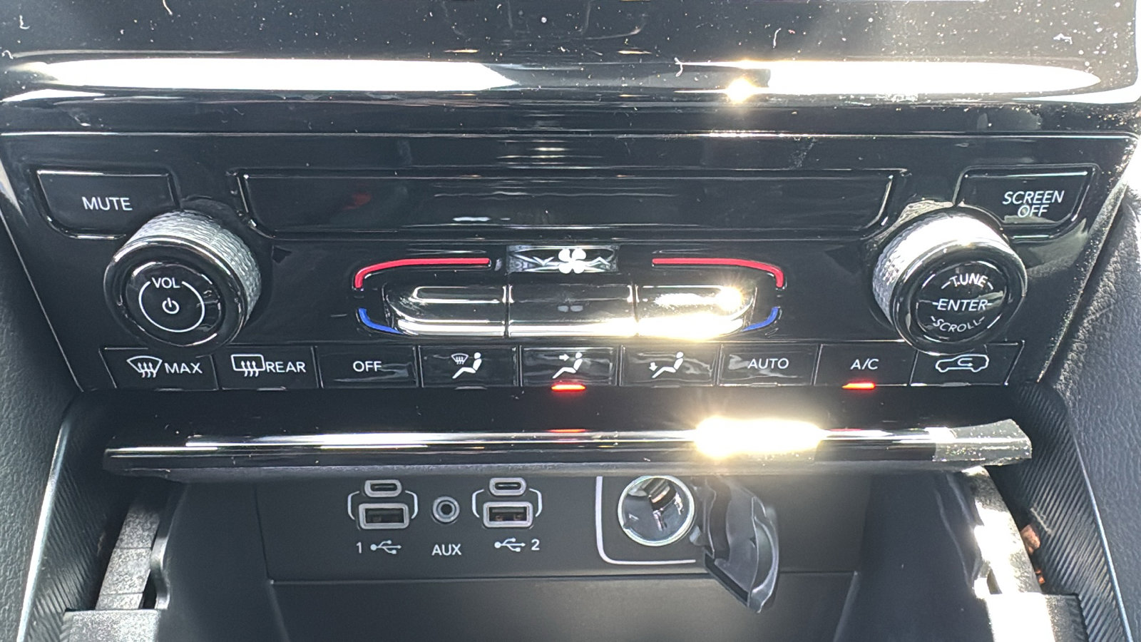 New 2026 Jeep Grand Cherokee Laredo RWD image 19