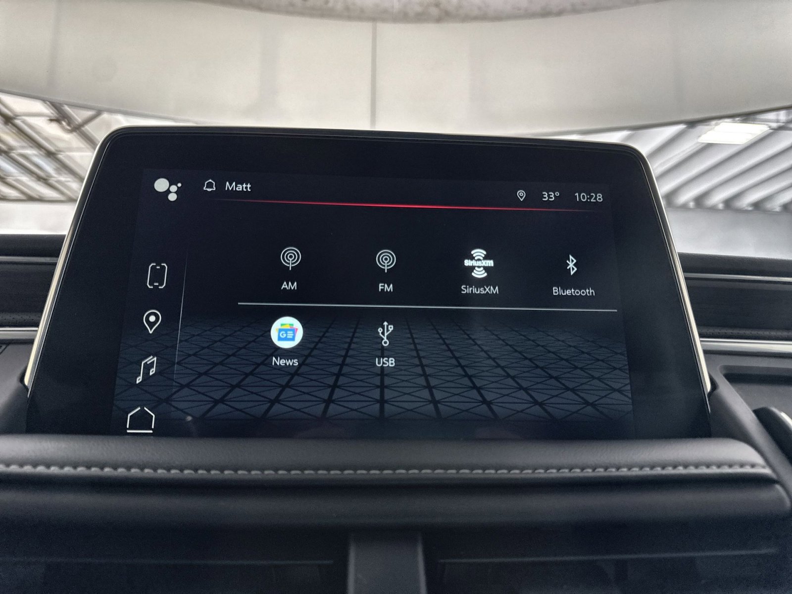 Used 2022 GMC Yukon XL SLT w/ SLT Premium Package image 18