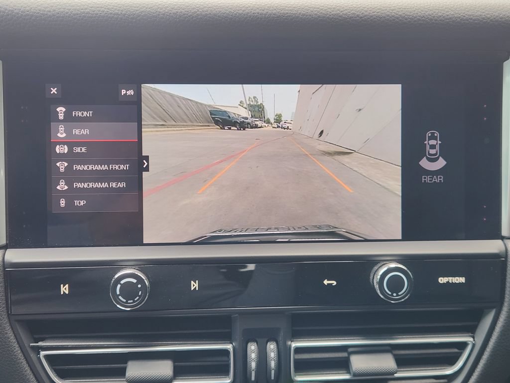 Used 2022 Porsche Macan AWD/4WD image 17