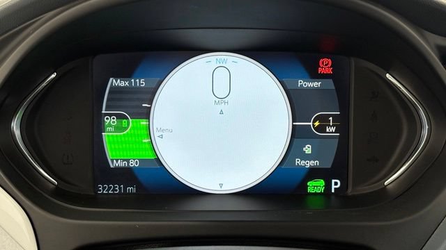 Used 2017 Chevrolet Bolt Premier w/ Driver Confidence II Package FWD image 30