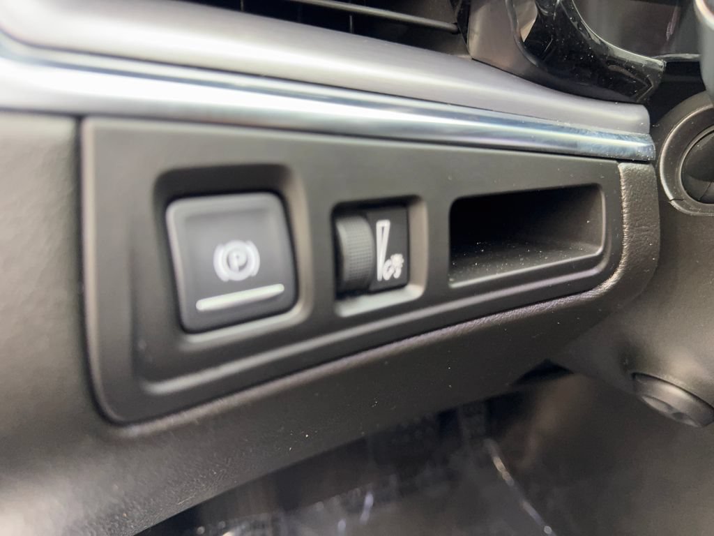 Used 2019 Cadillac XT5 Premium Luxury FWD image 56