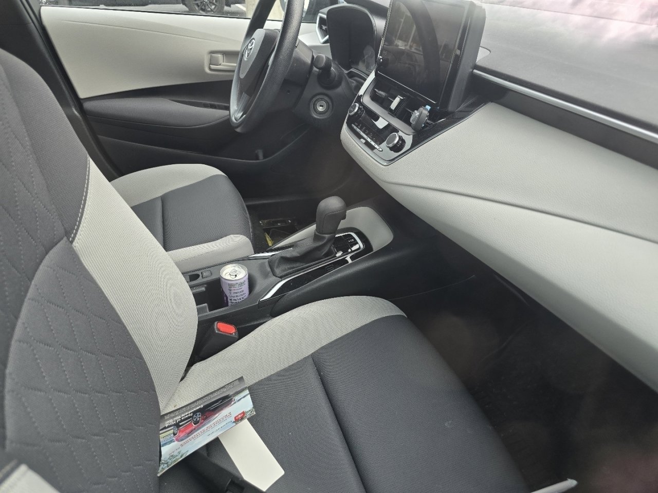 Used 2023 Toyota Corolla LE image 17