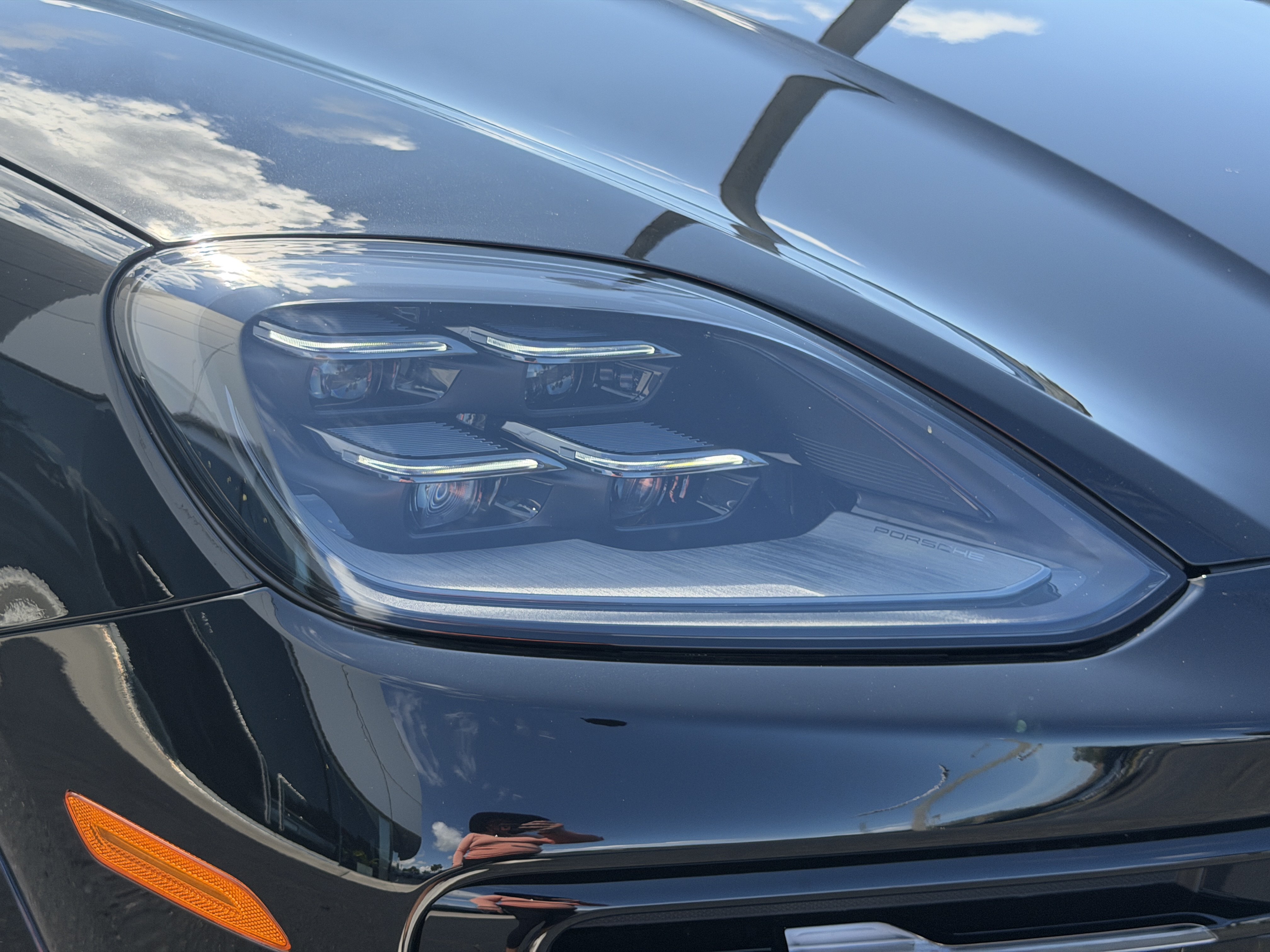 New 2026 Porsche Cayenne Coupe AWD/4WD image 12