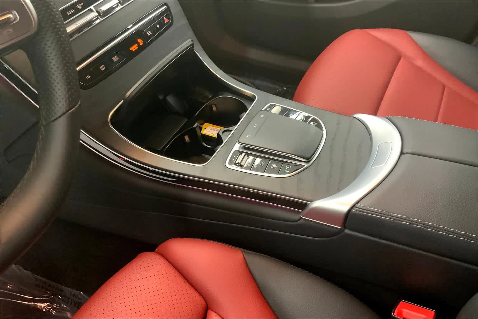 Used 2022 Mercedes-Benz GLC 300 image 18