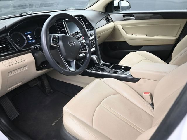 Used 2018 Hyundai Sonata Limited image 9
