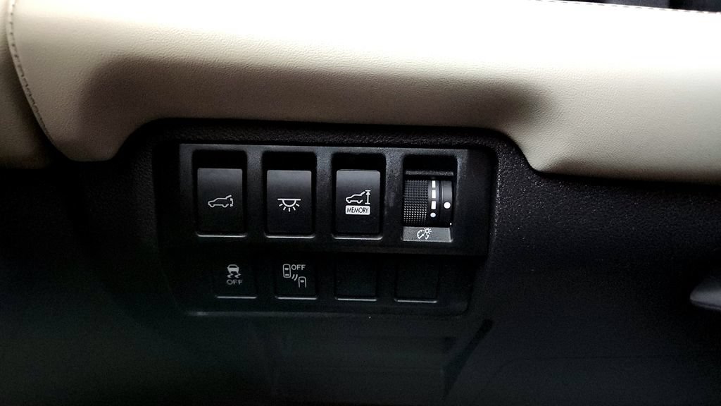 Used 2020 Subaru Ascent Touring AWD/4WD image 34