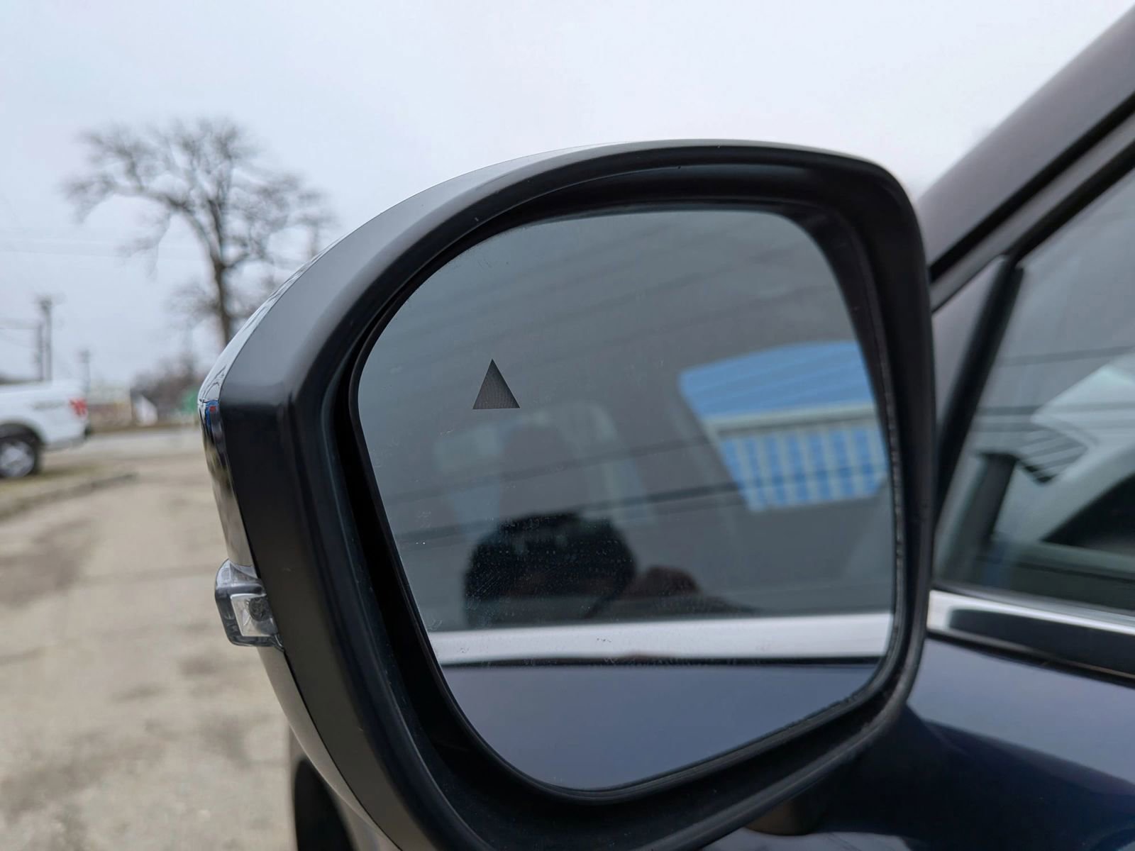 Used 2022 Mitsubishi Outlander SE image 13