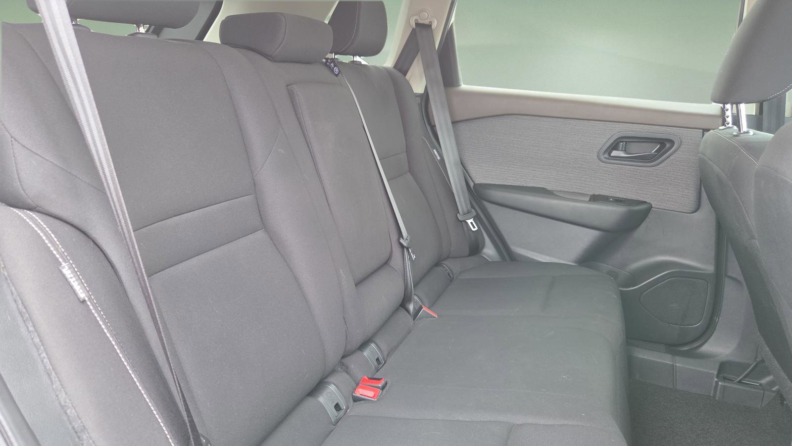Used 2023 Nissan Rogue S FWD image 18