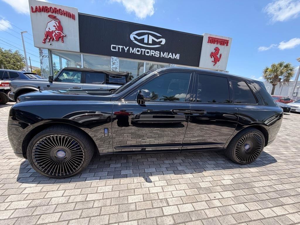 Used 2022 Rolls-Royce Cullinan AWD/4WD image 4