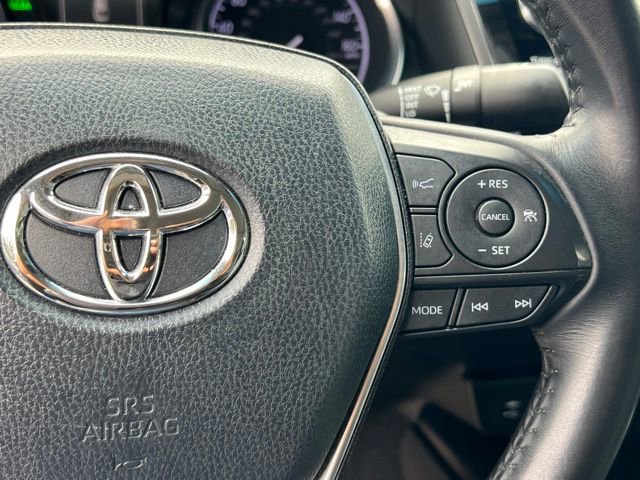 Used 2018 Toyota Camry SE w/ Moonroof Package FWD image 23