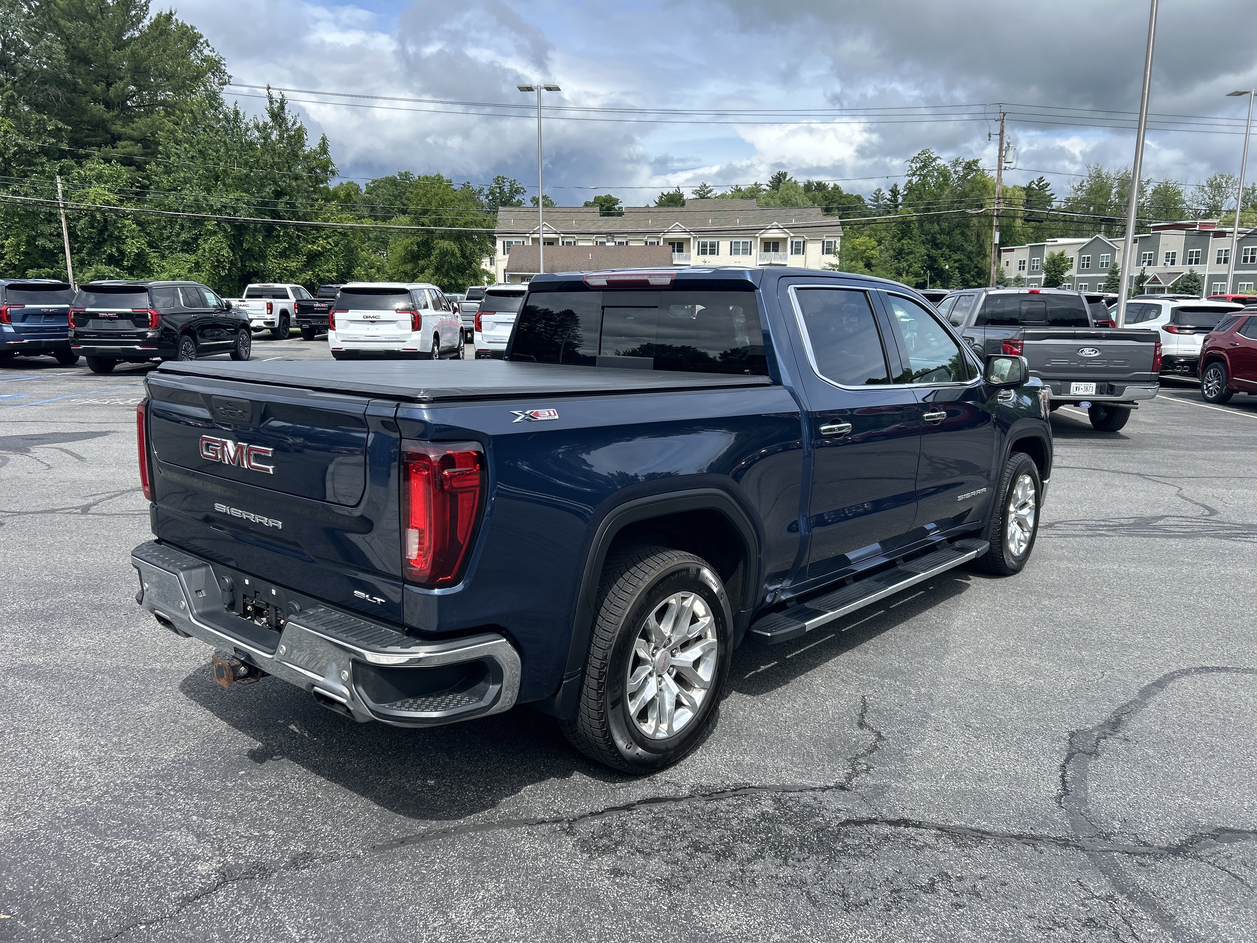 Used 2021 GMC Sierra 1500 SLT w/ SLT Convenience Package AWD/4WD image 15