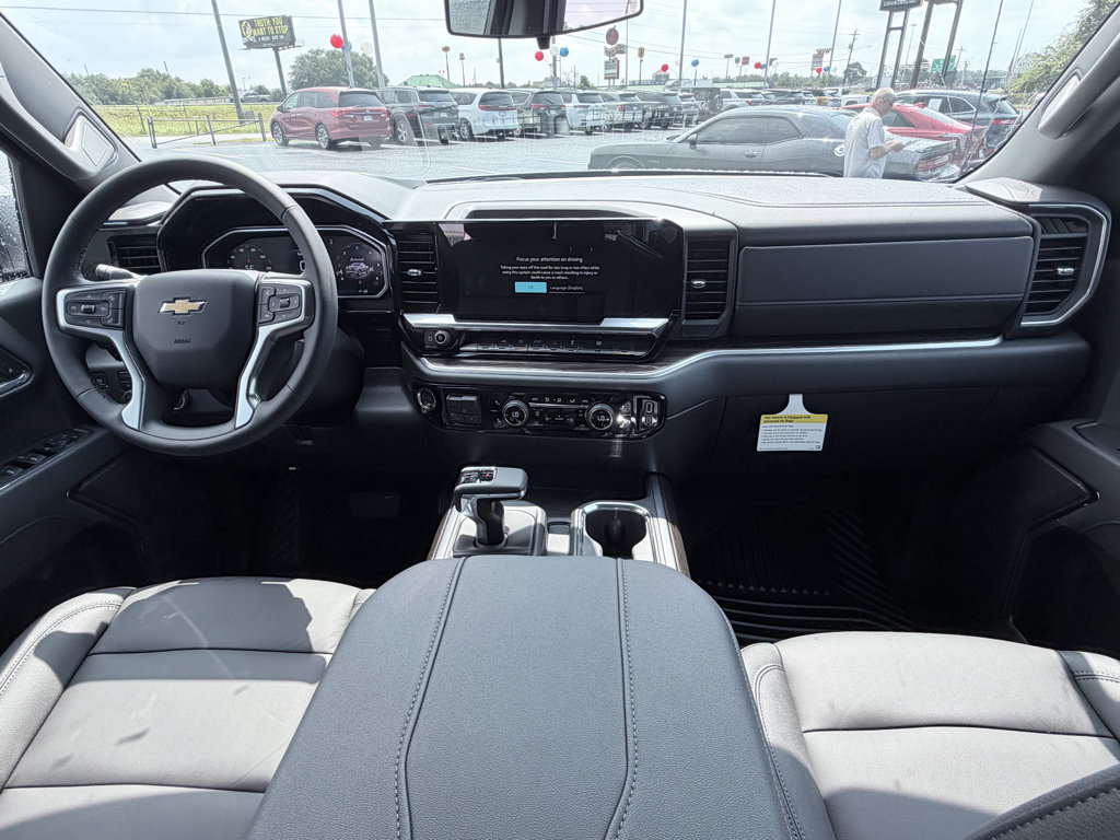 New 2026 Chevrolet Silverado 1500 LT w/ Leather Package AWD/4WD image 10