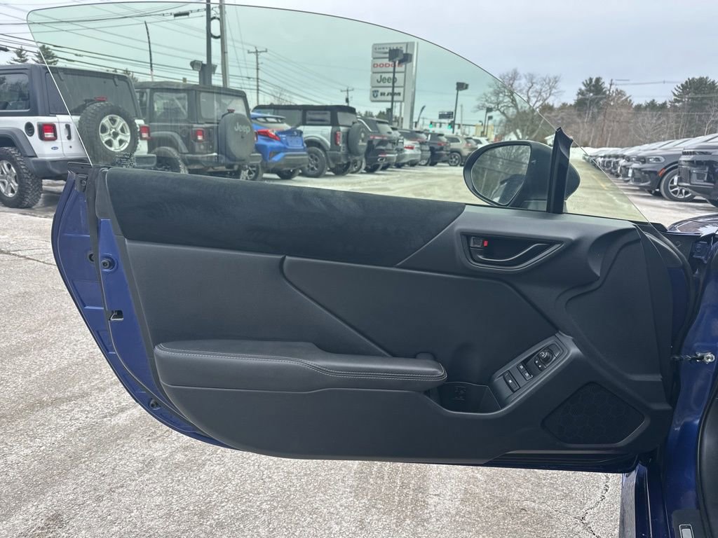 Used 2023 Toyota GR86 Premium w/ ALL Weather Mat Package (TMS) image 11