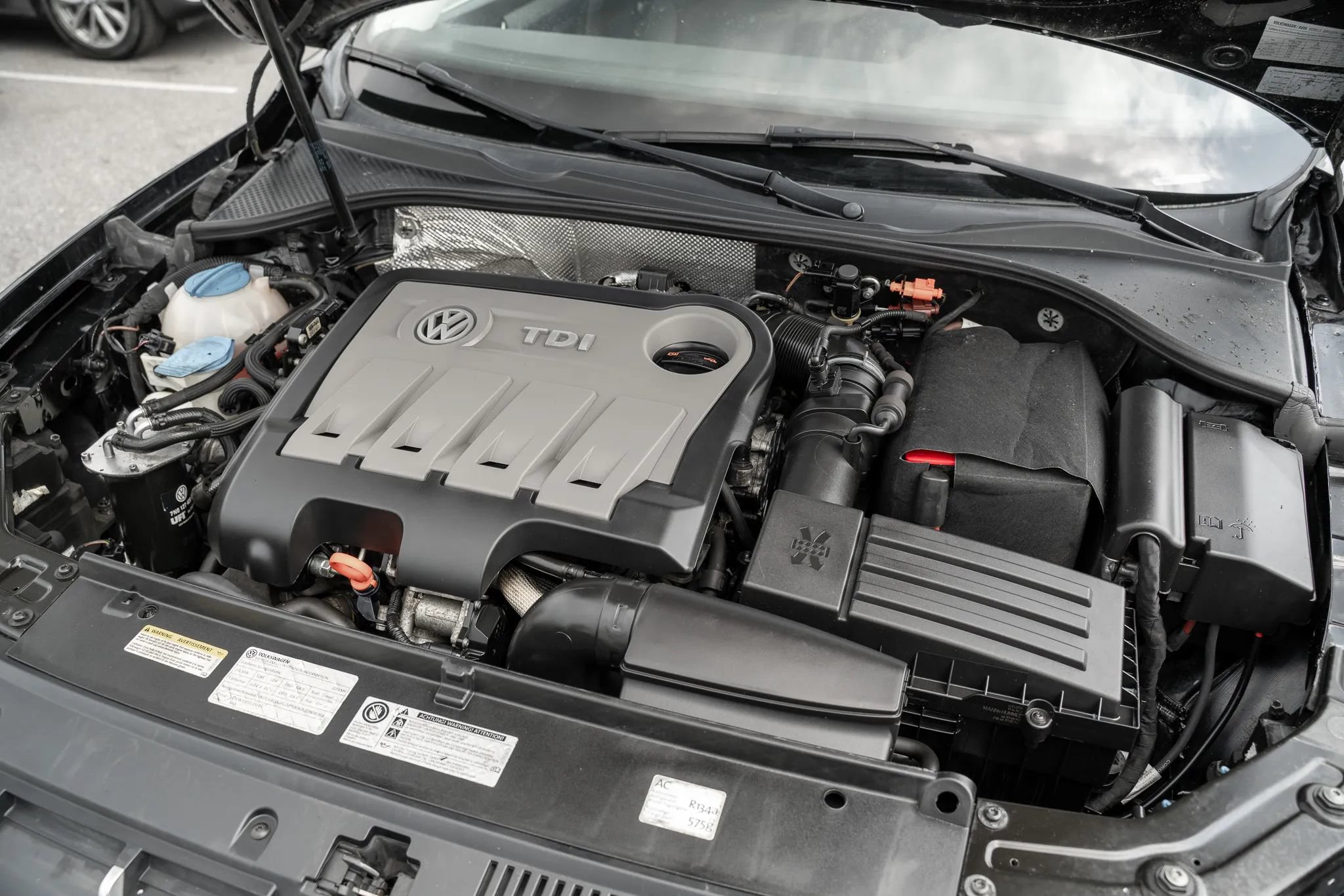 Used 2013 Volkswagen Passat TDI SE FWD image 25