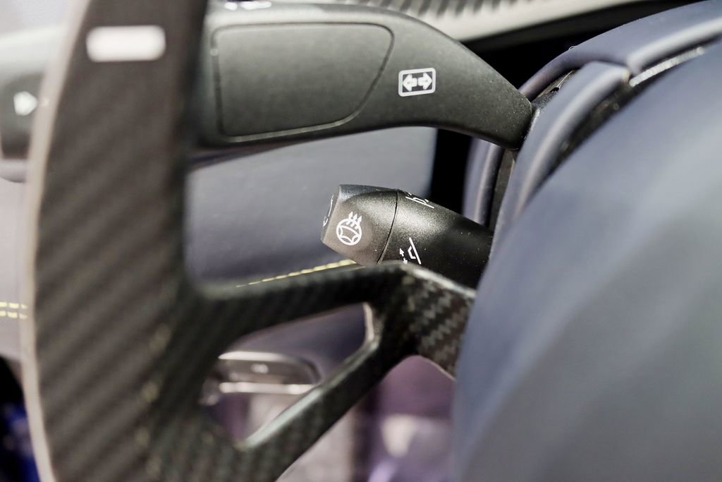 Used 2023 Aston Martin DBX 707 image 21