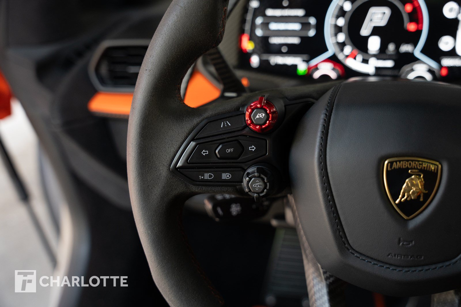 Used 2024 Lamborghini Revuelto AWD/4WD image 23