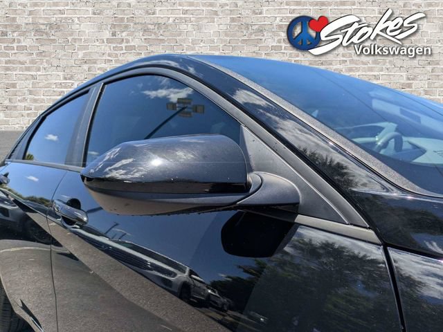 Used 2023 Hyundai Elantra SEL w/ Convenience Package FWD image 12