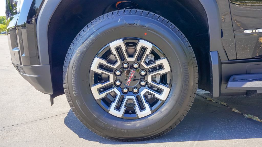 Used 2026 GMC Sierra EV Elevation image 12