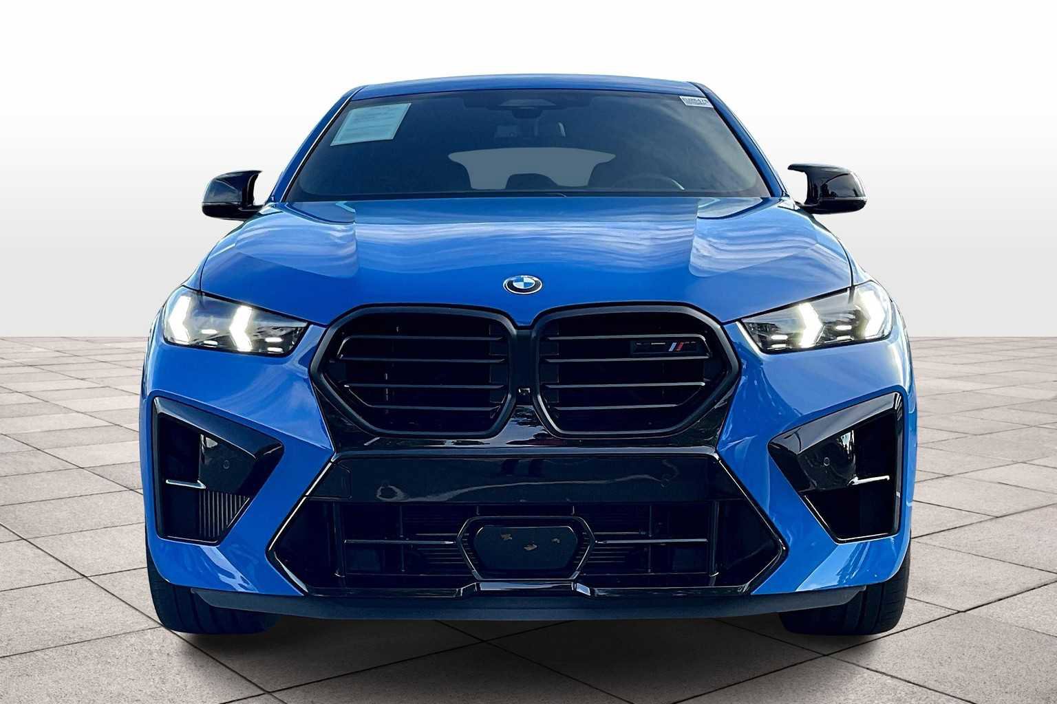 Used 2025 BMW X6 M Competition w/ Executive Package image 3