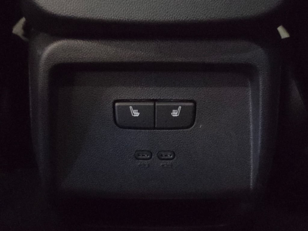 New 2026 Chevrolet Equinox EV LT w/ Convenience Package II FWD image 17