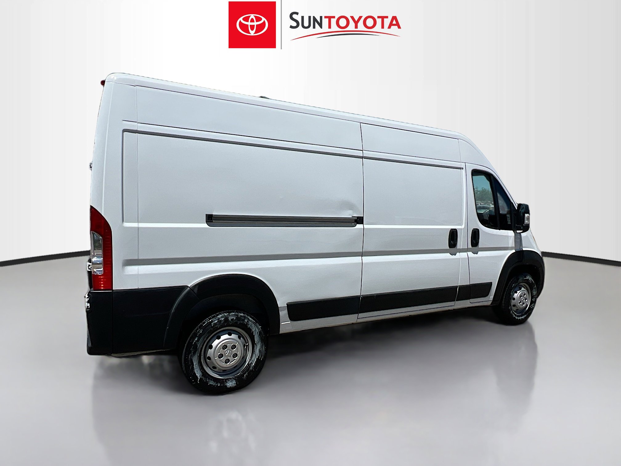 Used 2023 RAM ProMaster 2500 image 4